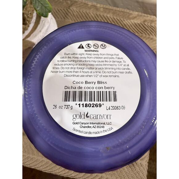 Gold Canyon Candles Large 26oz CocoBerry Bliss Highly Scented Hard to Find - Picture 2 of 2